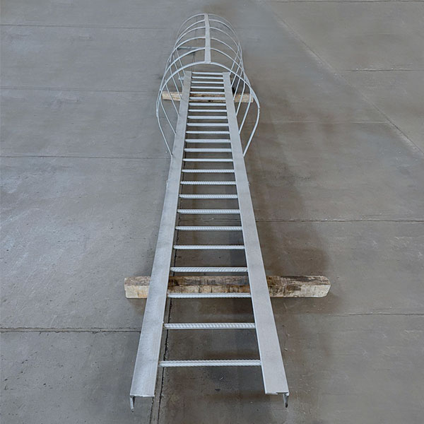 Industrial ladder and cage Construction by Mehrasamsanat