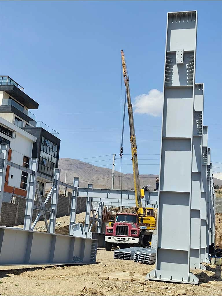 طراحی و ساخت سازه فلزی سوله صنعتی در کارخانه مهرسام صنعت