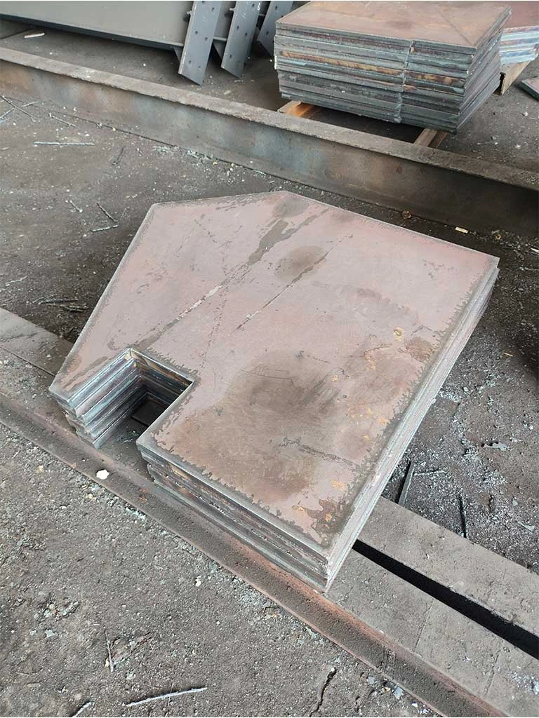 طراحی و ساخت سازه فلزی سوله صنعتی در کارخانه مهرسام صنعت